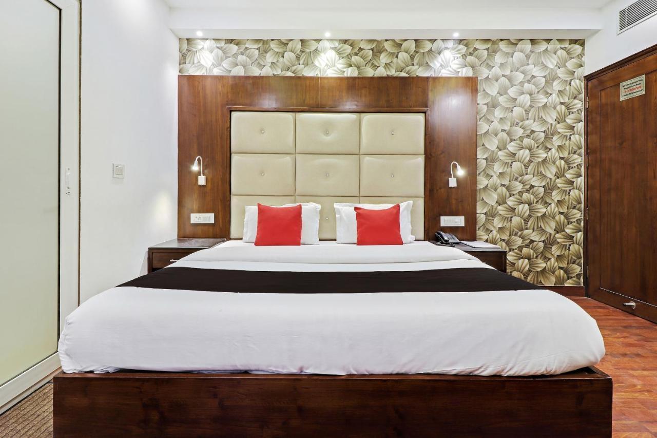 Yuvraj Deluxe Hotel 3*