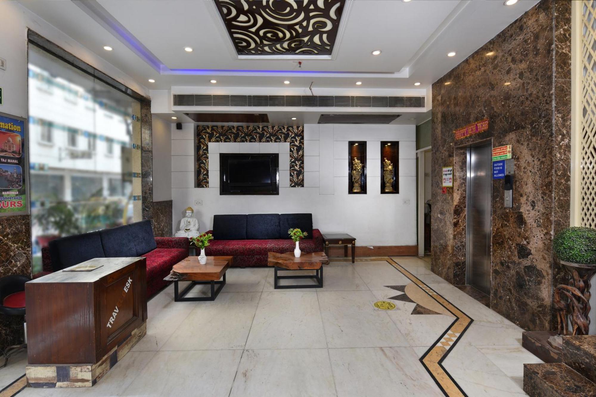 Yuvraj Deluxe 3*