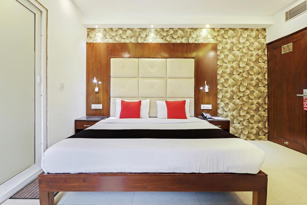 Hotel Yuvraj Deluxe 3*