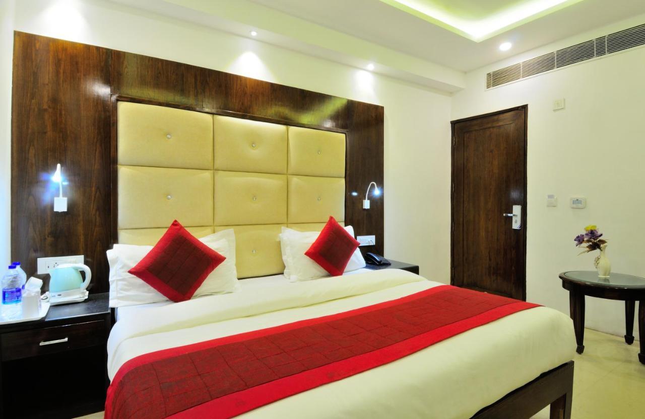 Hotel Yuvraj Deluxe