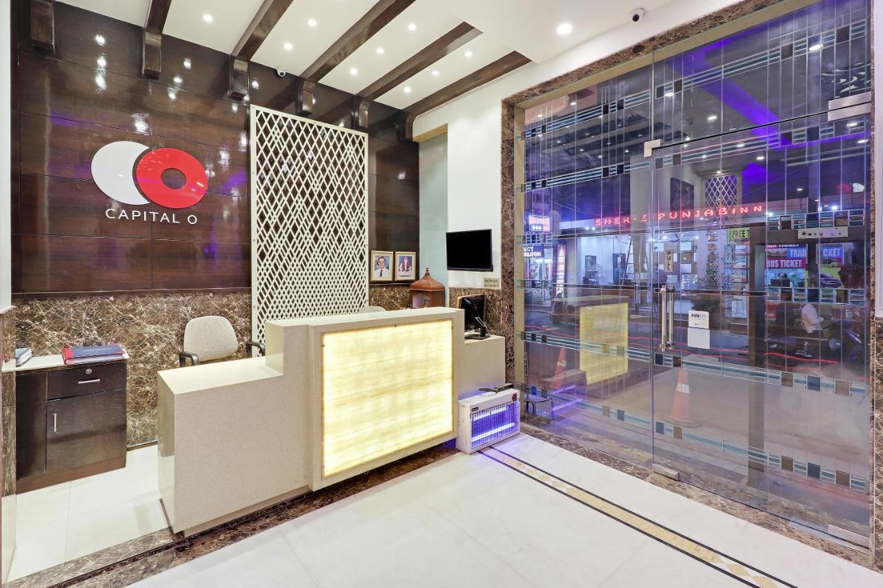 Yuvraj Deluxe Hotel